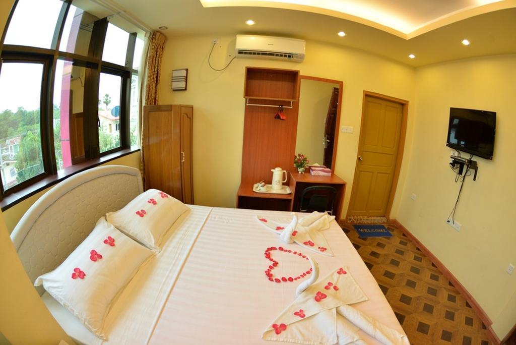 New Golden Forward Hotel Янгон Екстер'єр фото