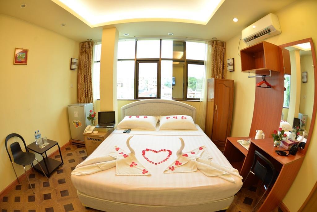 New Golden Forward Hotel Янгон Екстер'єр фото