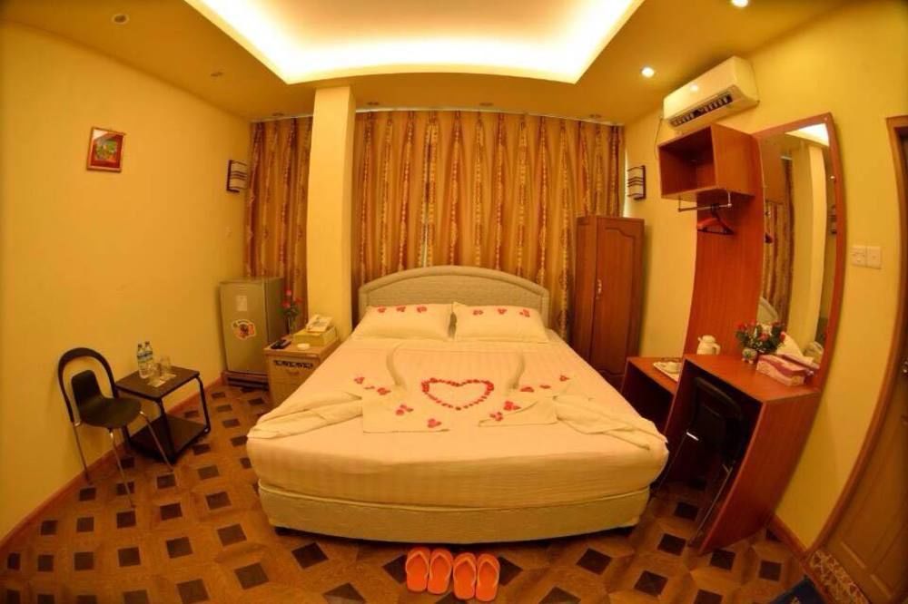 New Golden Forward Hotel Янгон Екстер'єр фото