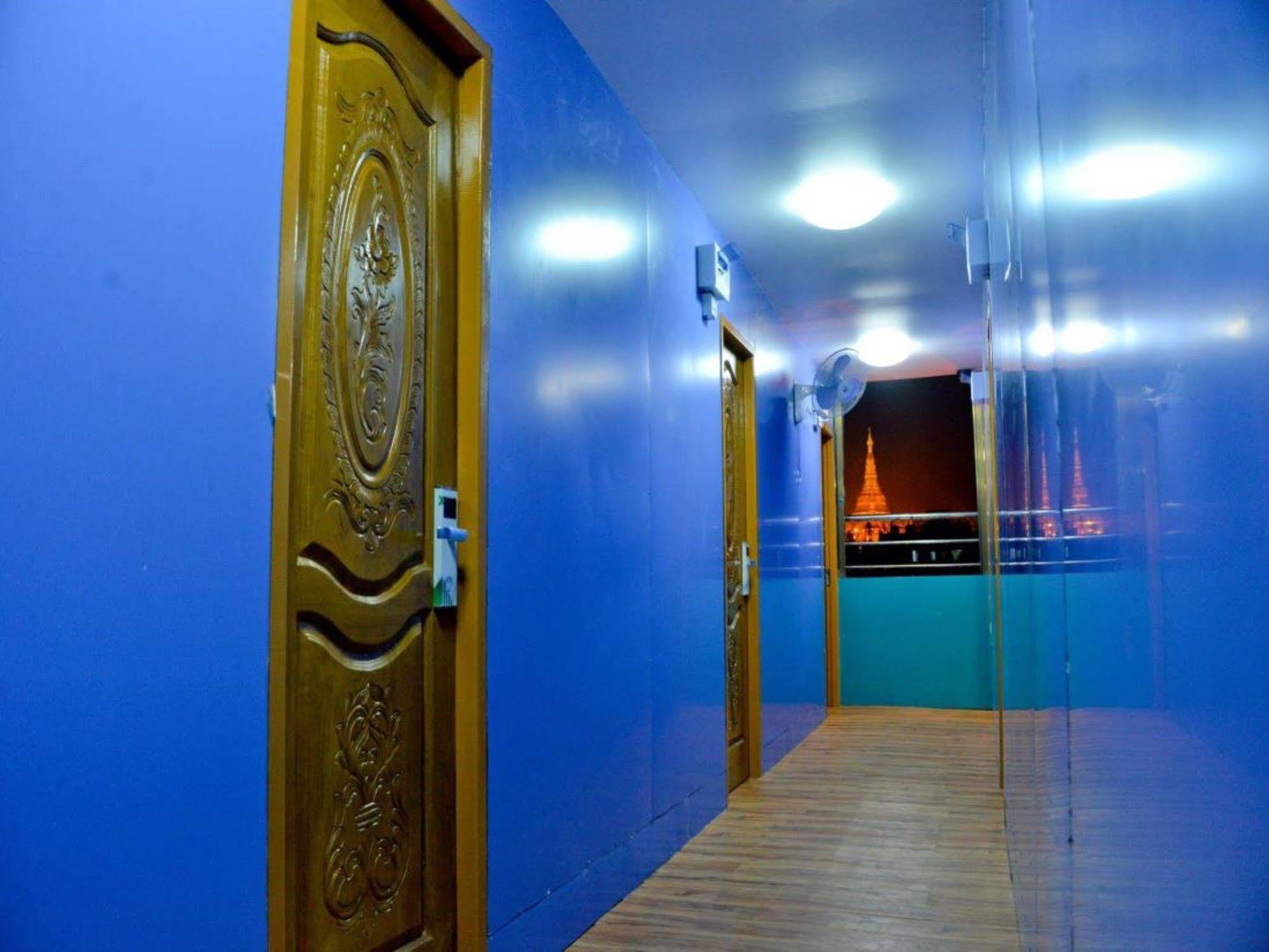New Golden Forward Hotel Янгон Екстер'єр фото