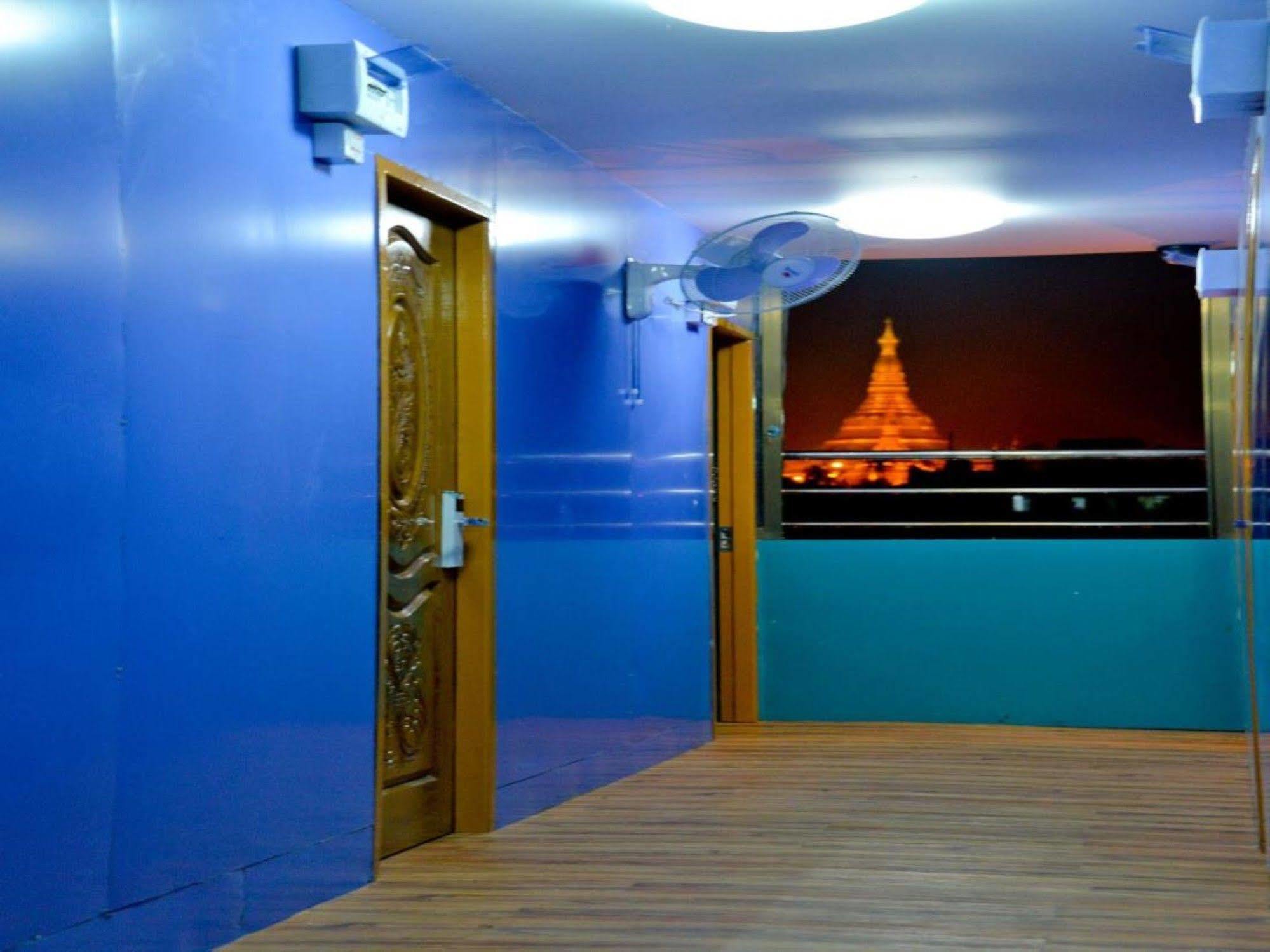 New Golden Forward Hotel Янгон Екстер'єр фото